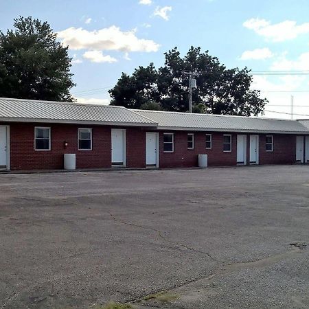 Classic Motel Higginsville Εξωτερικό φωτογραφία